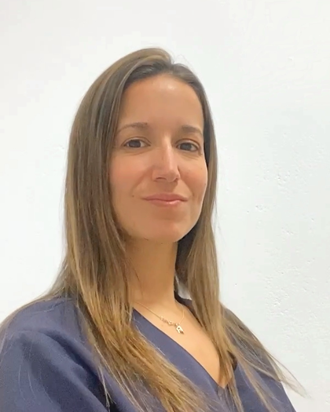 Rosa García, fisioterapeuta y osteópata, en su clínica de Badajoz